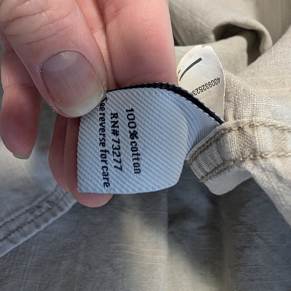 Croft & Barrow Men's Gray Casual Button Down Shirt Size Large (EUC) - Picture 4 of 11